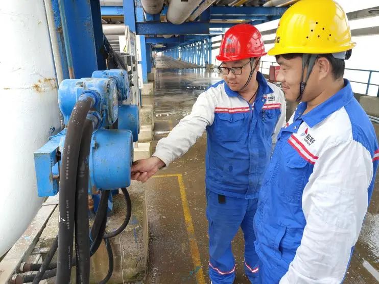 50a1f4b694dc68ec3b727e927134b04c.jpg 50a1f4b694dc68ec3b727e927134b04c.jpg